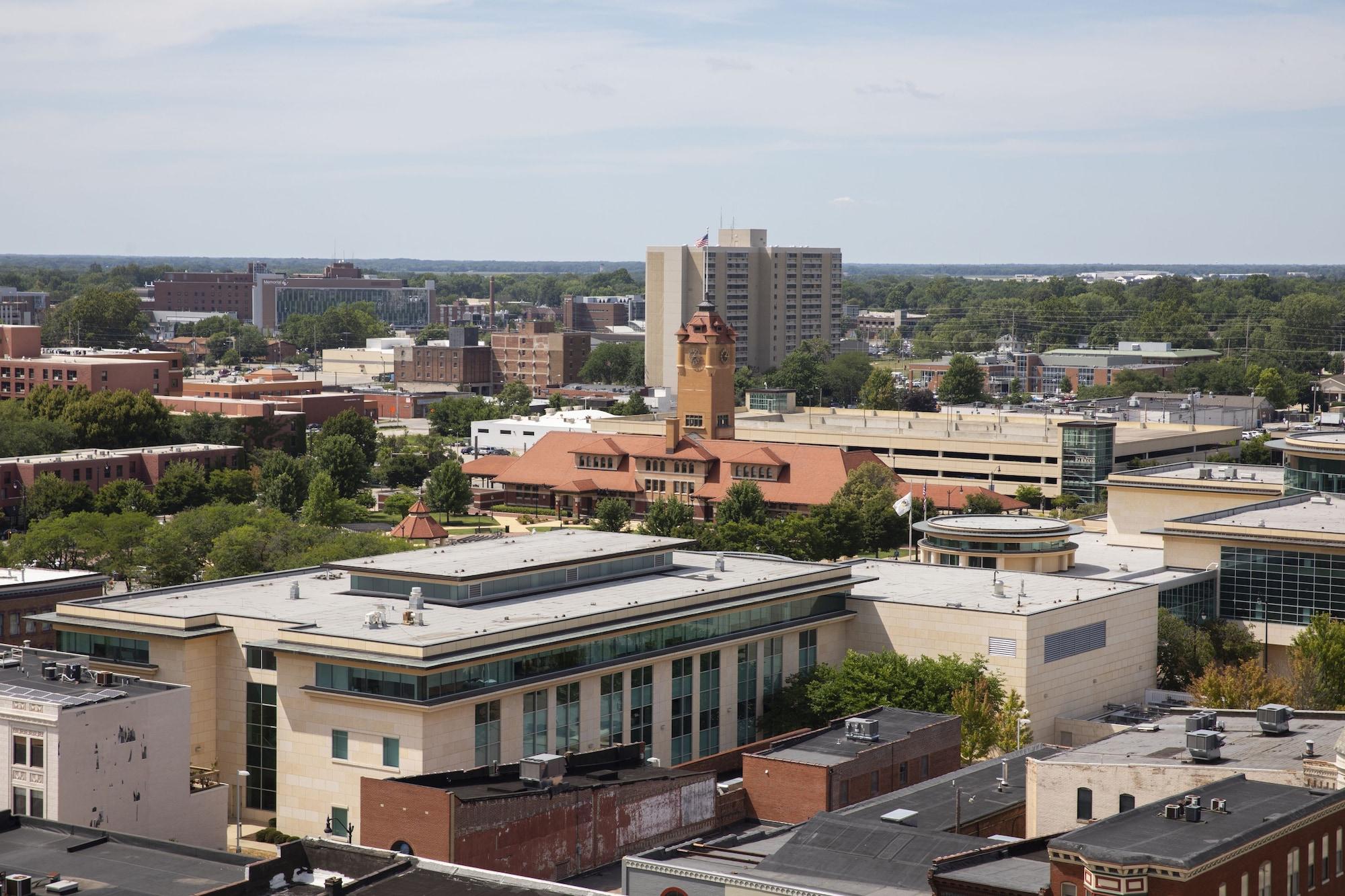 President Abraham Lincoln - A Doubletree By Hilton Hotel Springfield Exterior photo