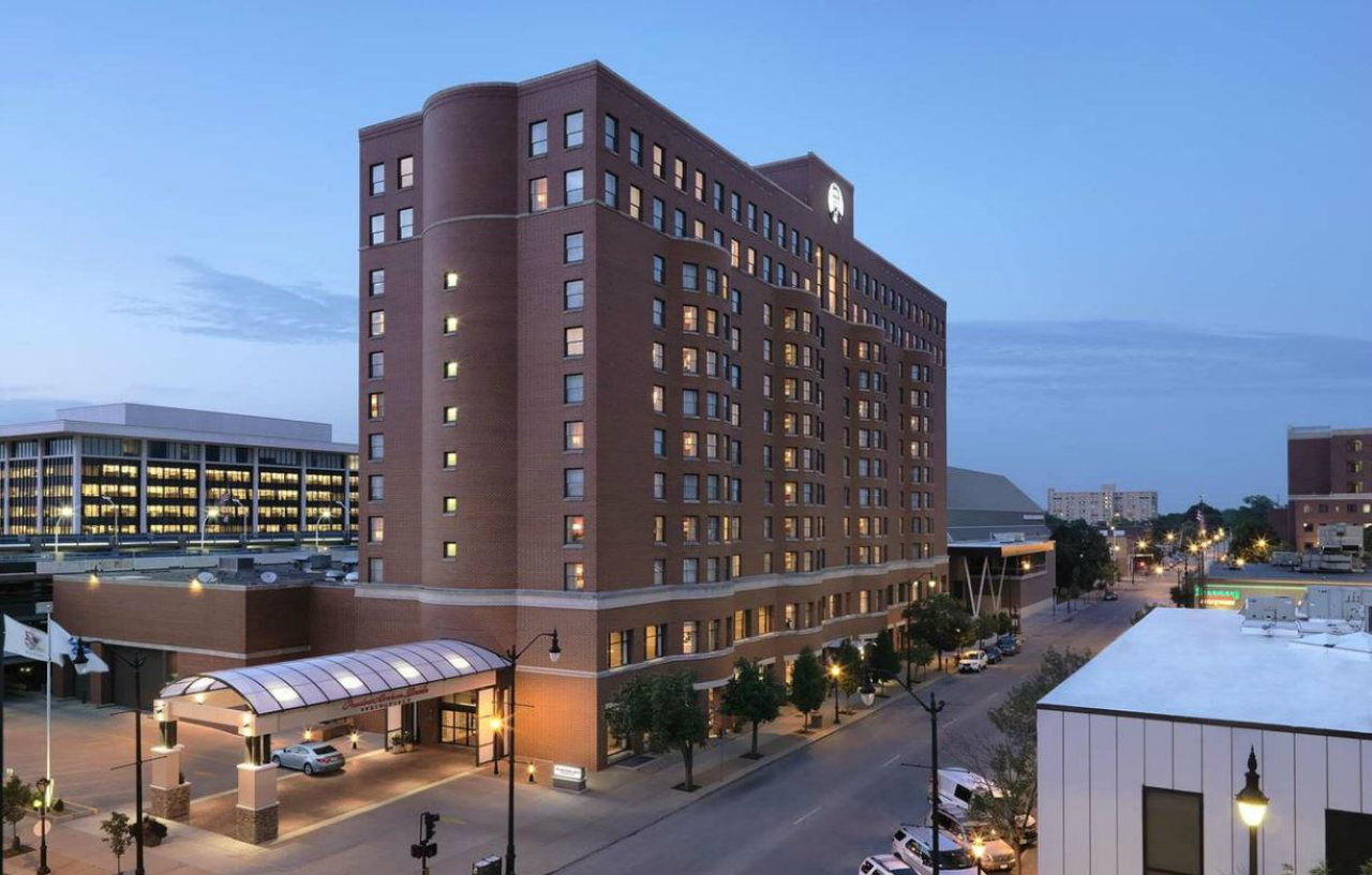 President Abraham Lincoln - A Doubletree By Hilton Hotel Springfield Exterior photo